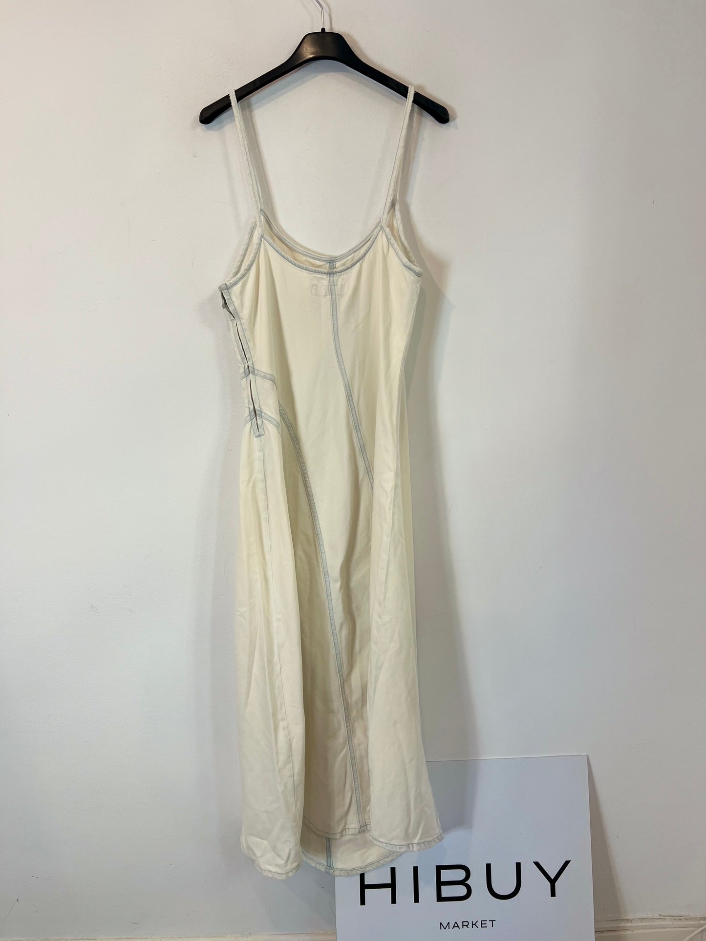 ZARA. Vestido midi denim costuras. T M