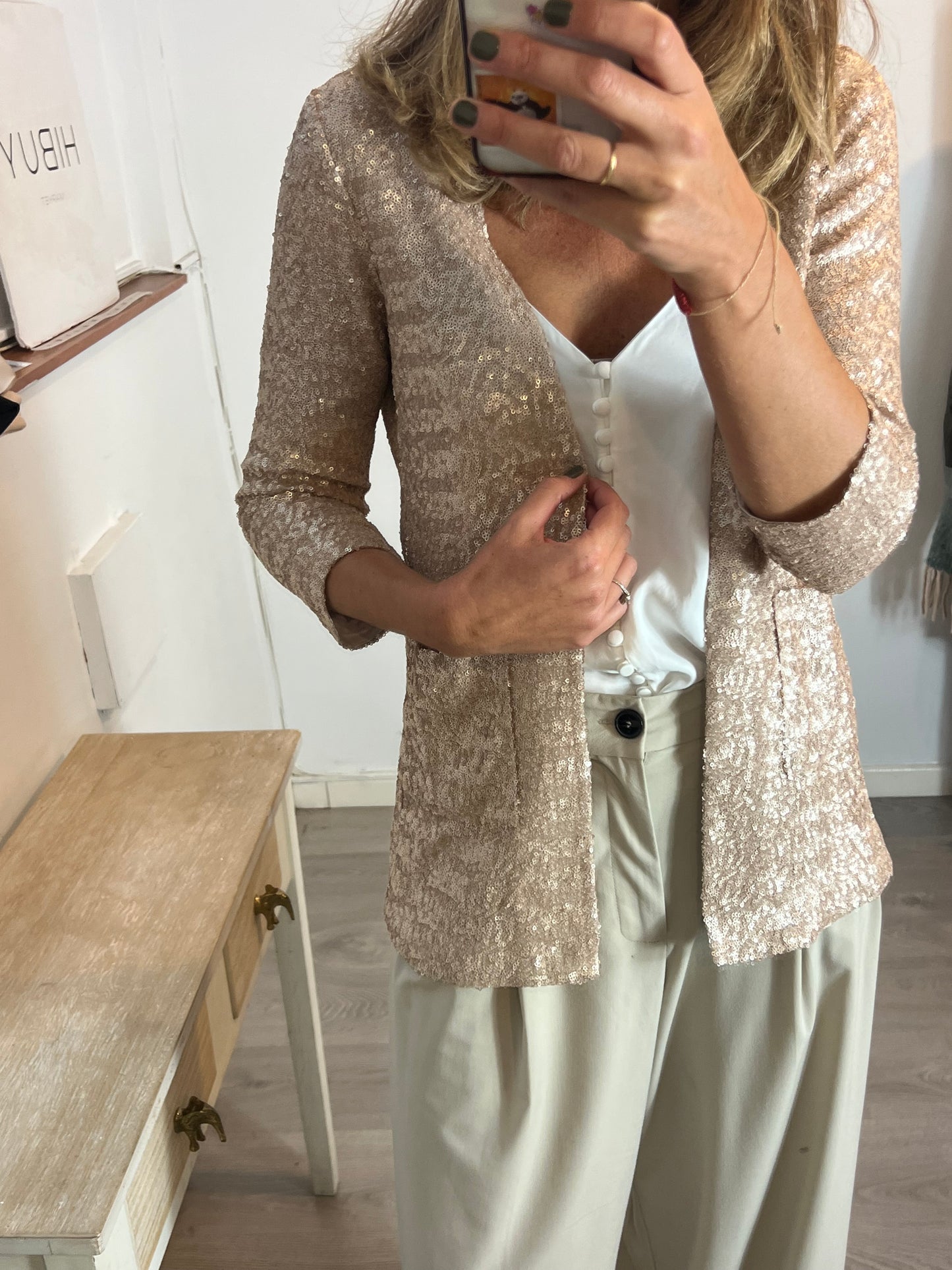 HAKEI. Blazer beige lentejuelas T.l