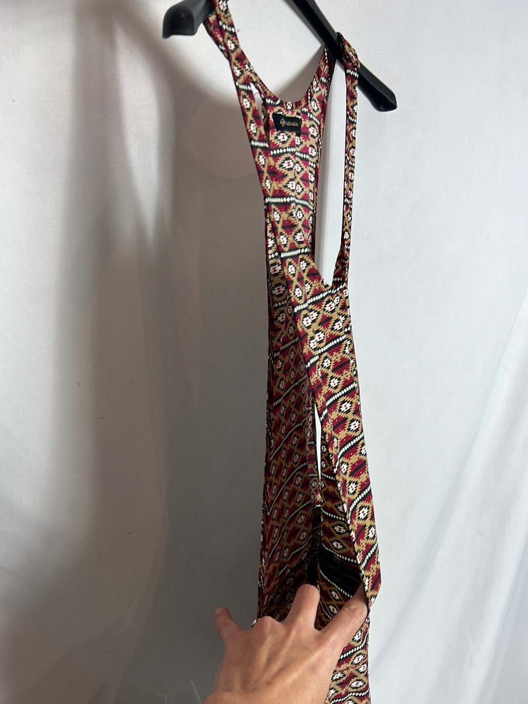 STRADIVARIUS. Mono corto burdeos estampado. T S