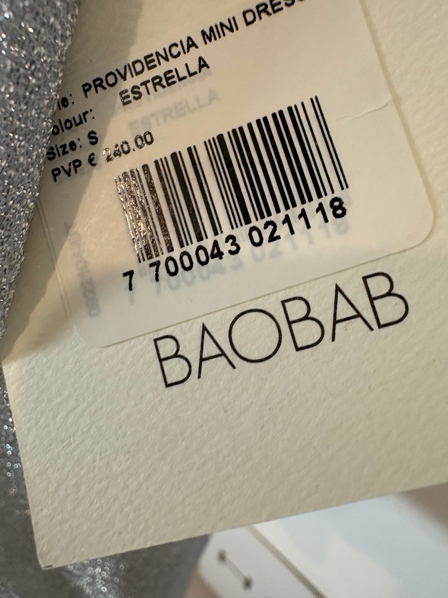 BAOBAB. Vestido corto al cuello purpurina