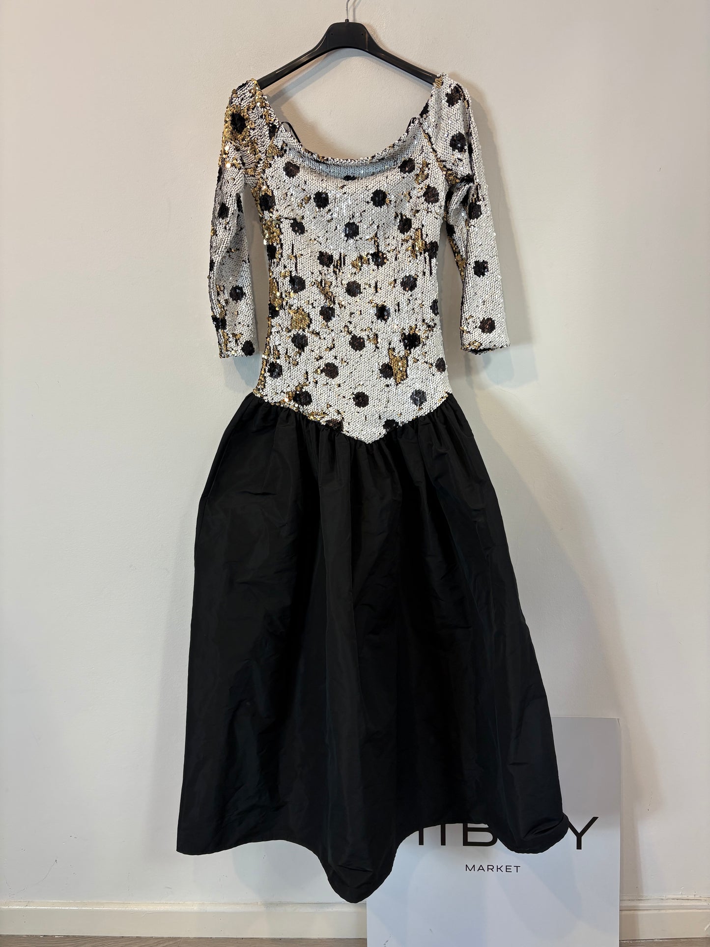 AMEÉ. Sleeveless fringed sweater S.(s)