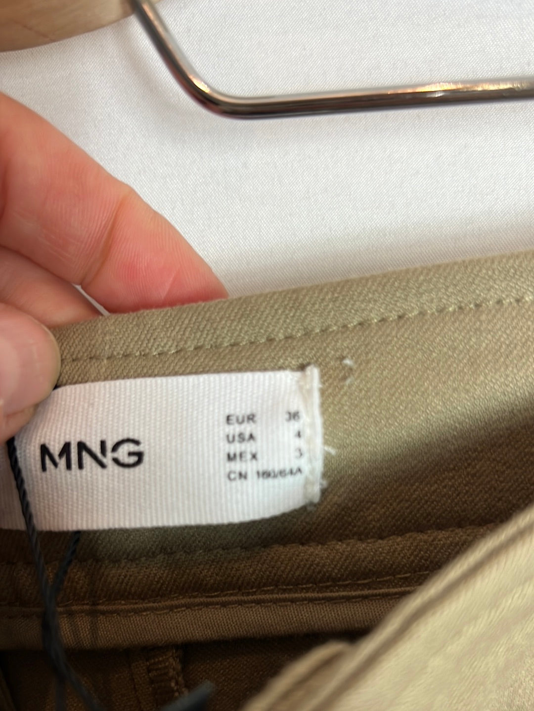 MANGO. Green hunting trousers size 36