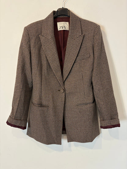 ZARA. Black stretch knit top. TL