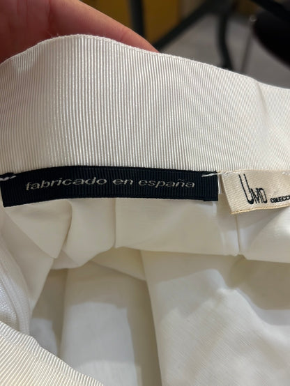 UMO COLLECTION .Falda blanca midi asimétrica T.36