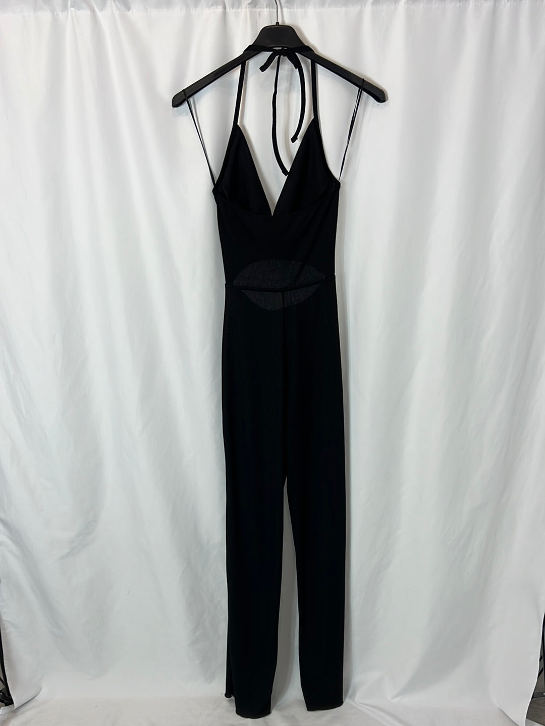 BERSHKA. Mono negro aberturas T.xs