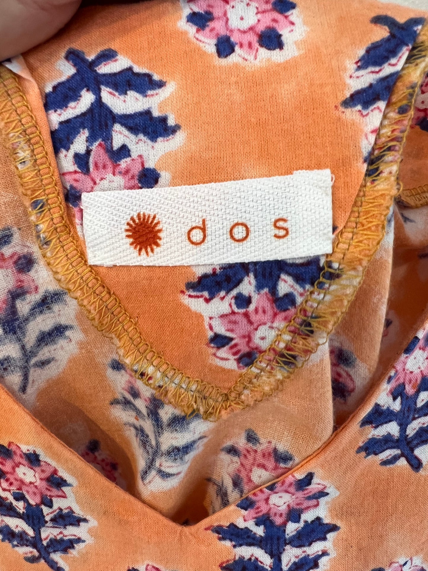 DOS. Vestido naranja estampado Tu(M)