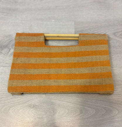 OTRAS. Bolso de mano rafia rayas