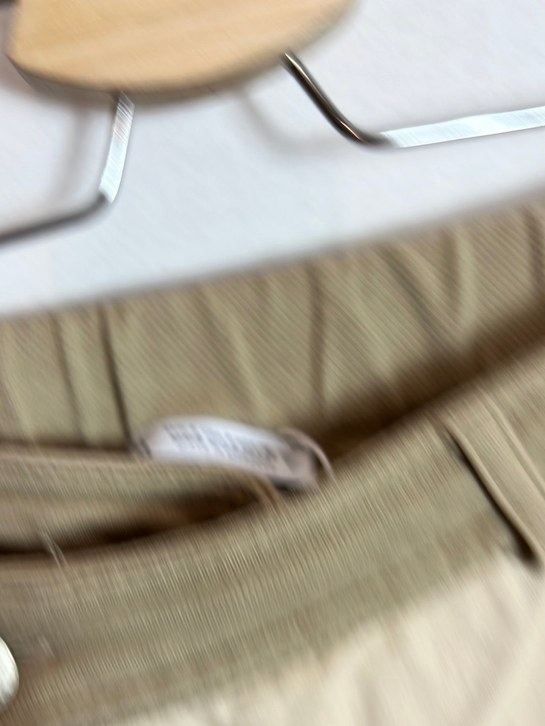 ZARA. Two-tone pleated trousers. TS