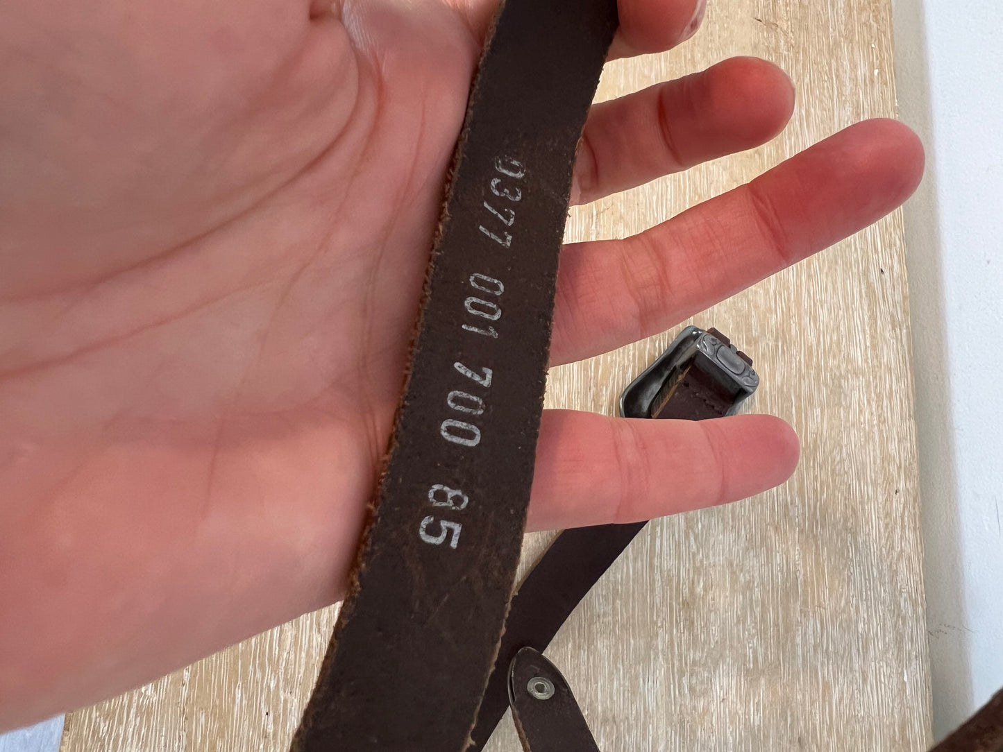 OTHERS. Brown leather belt. TS/M