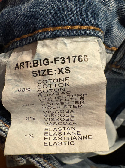 OTRAS. Denim ligero pata ancha
