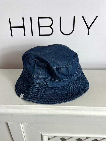 PETIT BATEAU. Dark denim bucket. T 3-6 months