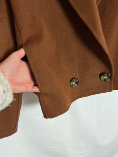 MASSIMO DUTTI. Chaqueta lana marrón crop. T XS