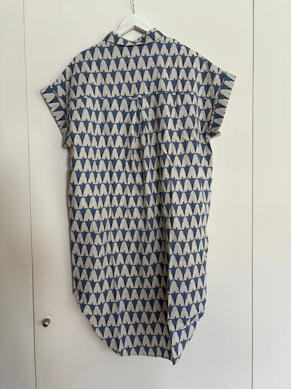LAURE+MAX. Vestido estamapdo con lino