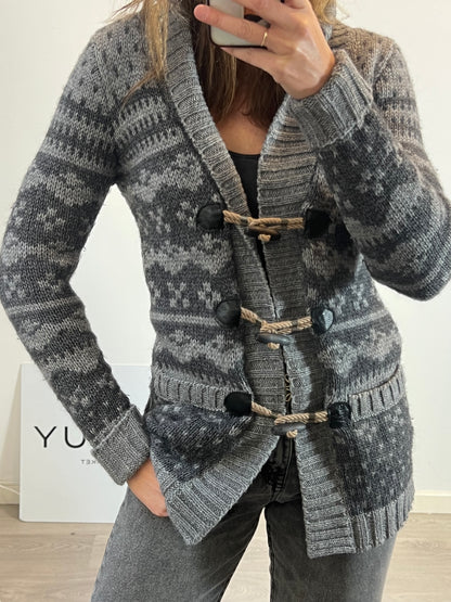 MASSIMO DUTTI.  Cárdigan gris botones T.s