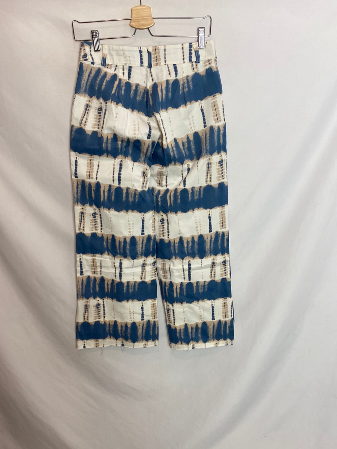 BASYCO. Pantalones denim tie dye. T.34