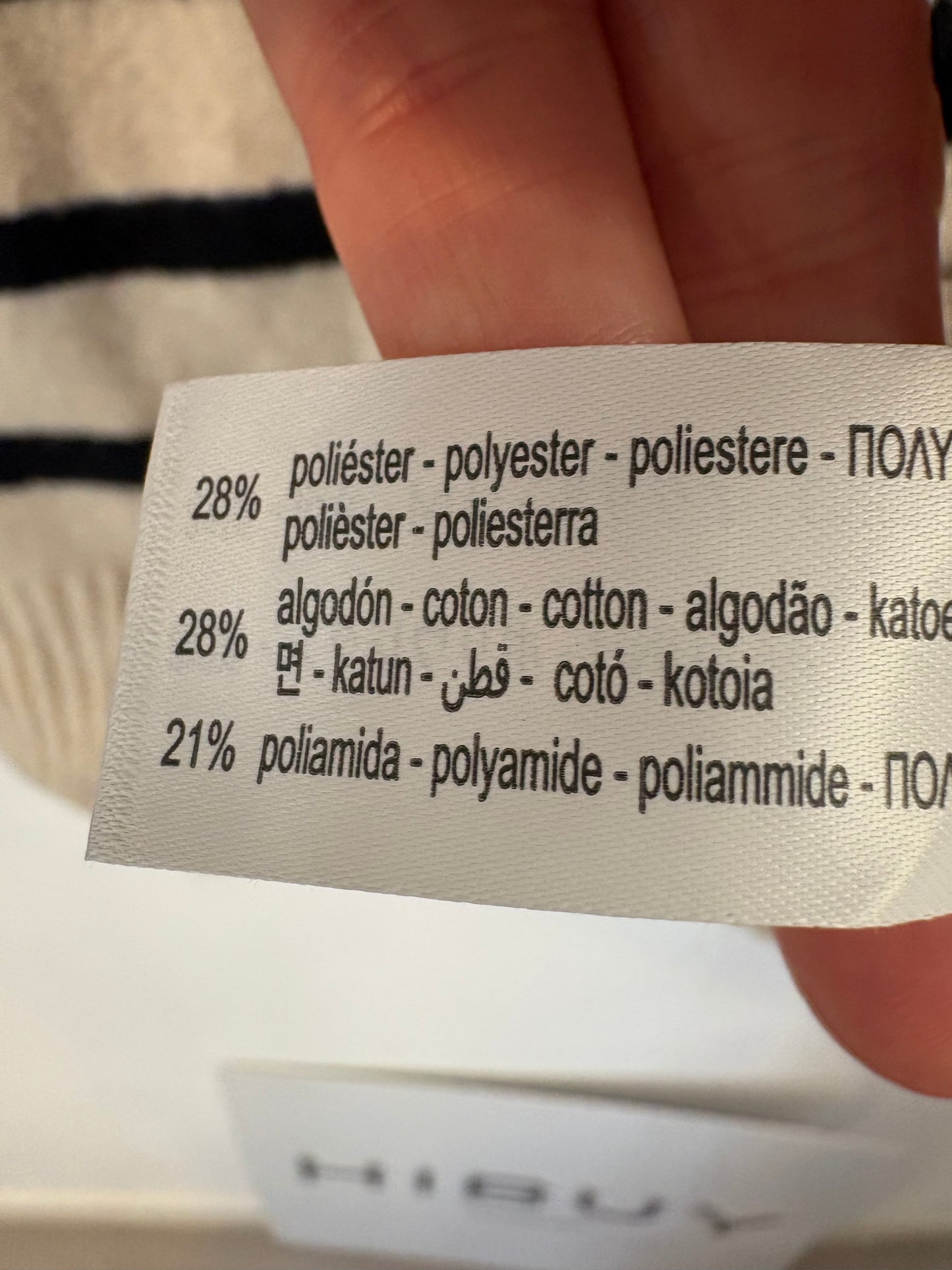 OYSHO. Jersey beige rayas