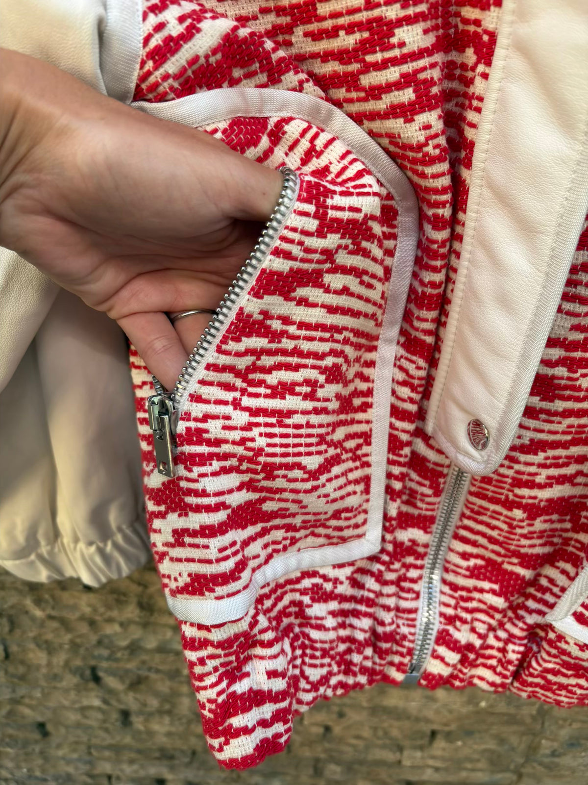 IRO. Chaqueta bicolor con peil