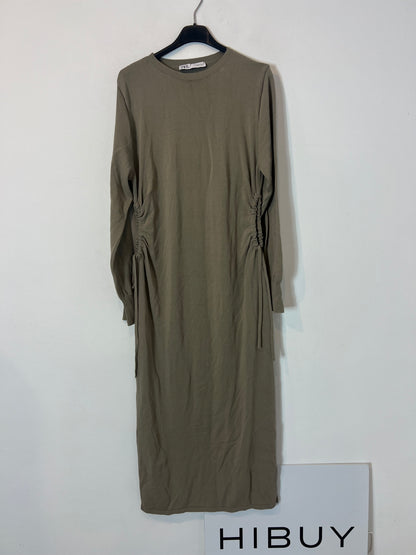 ZARA. Knitted midi dress with colored top. TM