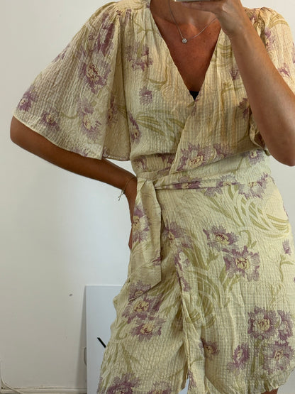 VANESSA BRUNO. Vestido corto cruzado seda. T 34