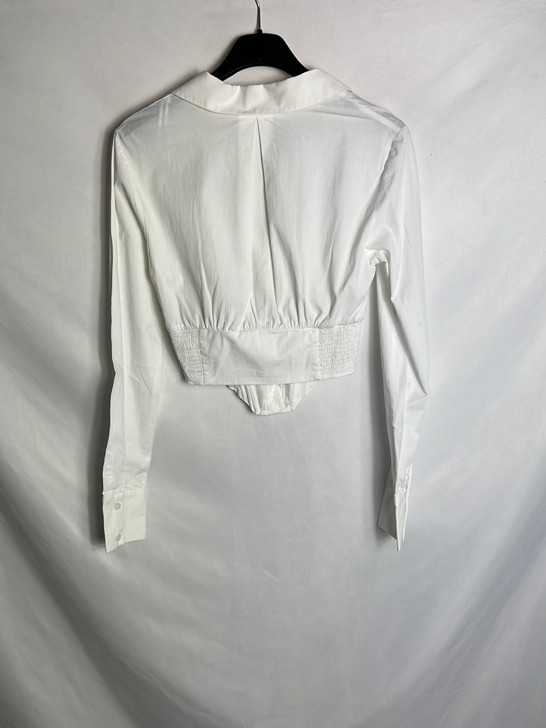 BERHKA. Camisa crop blanca T.xs