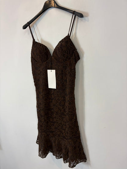 ZARA. Vestido corto entallado encaje