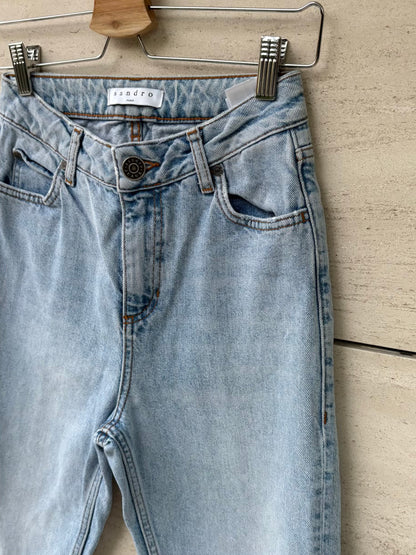 SANDRO. Denim slim fit lavado claro