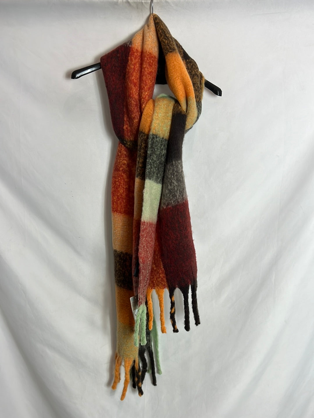 PRIMARK. Oversized plaid scarf