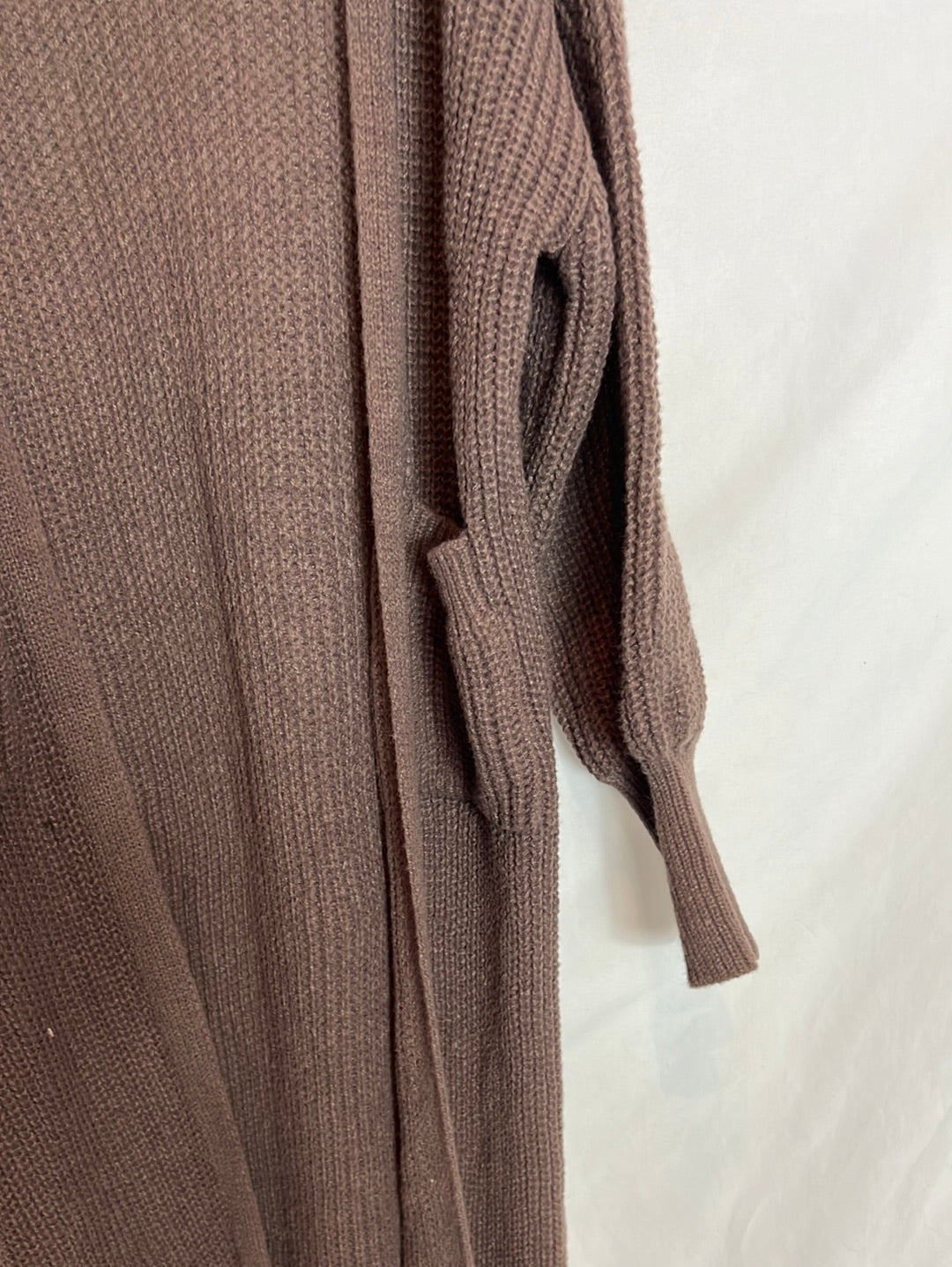 OTHERS. Long brown cardigan. TM