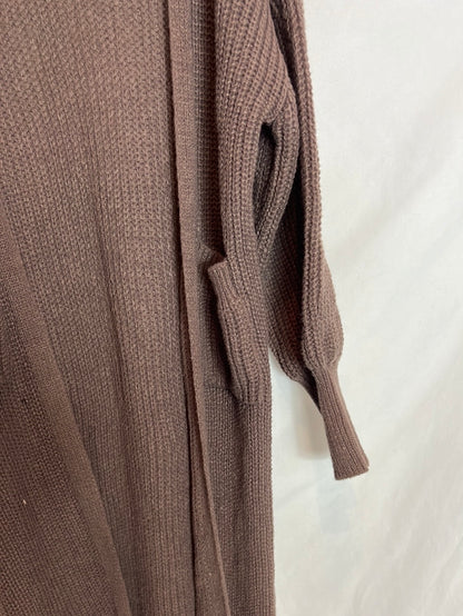 OTHERS. Long brown cardigan. TM