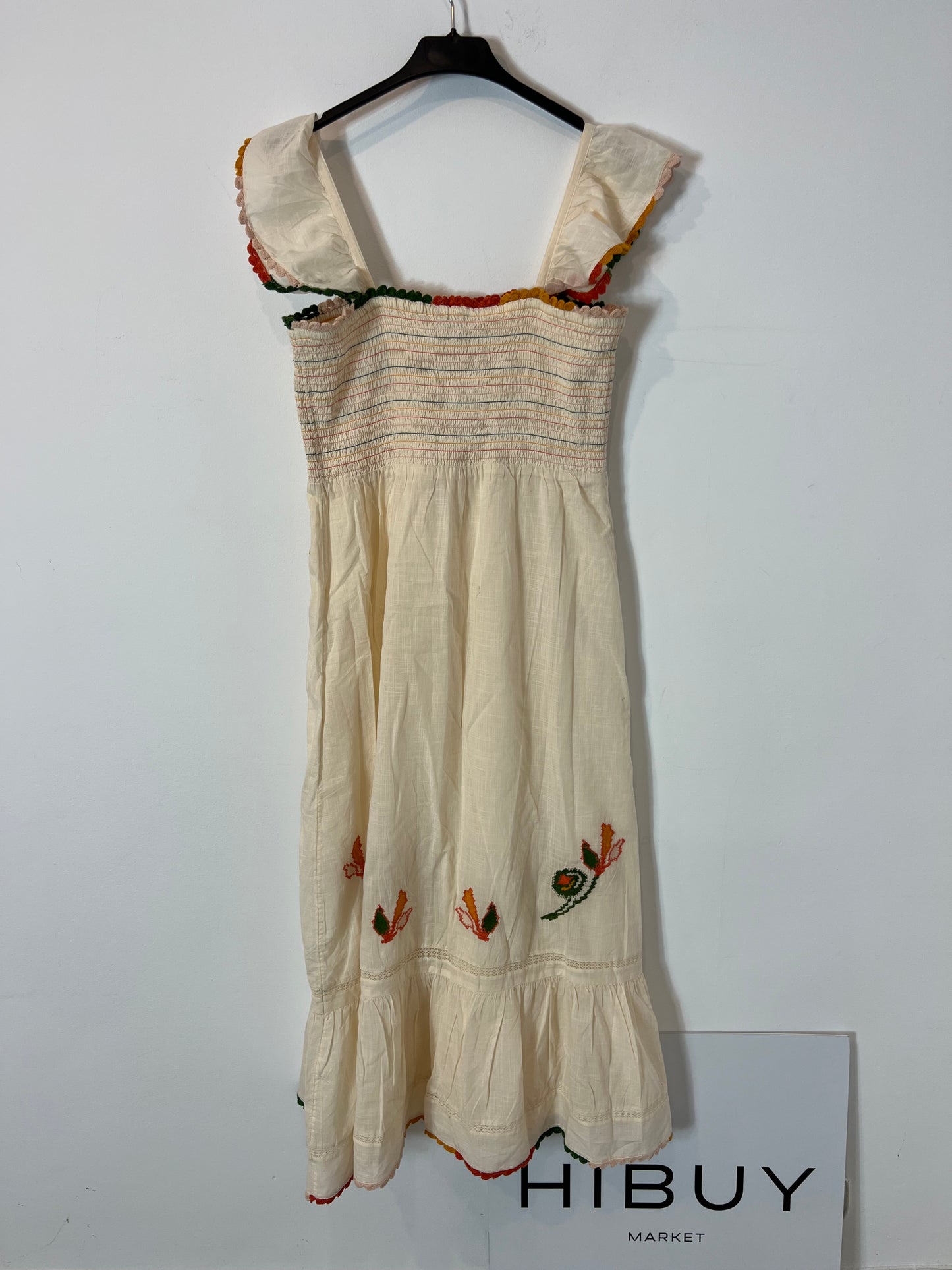 INTROPIA. Vestido largo bordado T.m