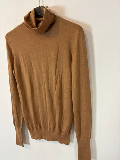 OTHERS. Long knit dress with neckline detail. TS