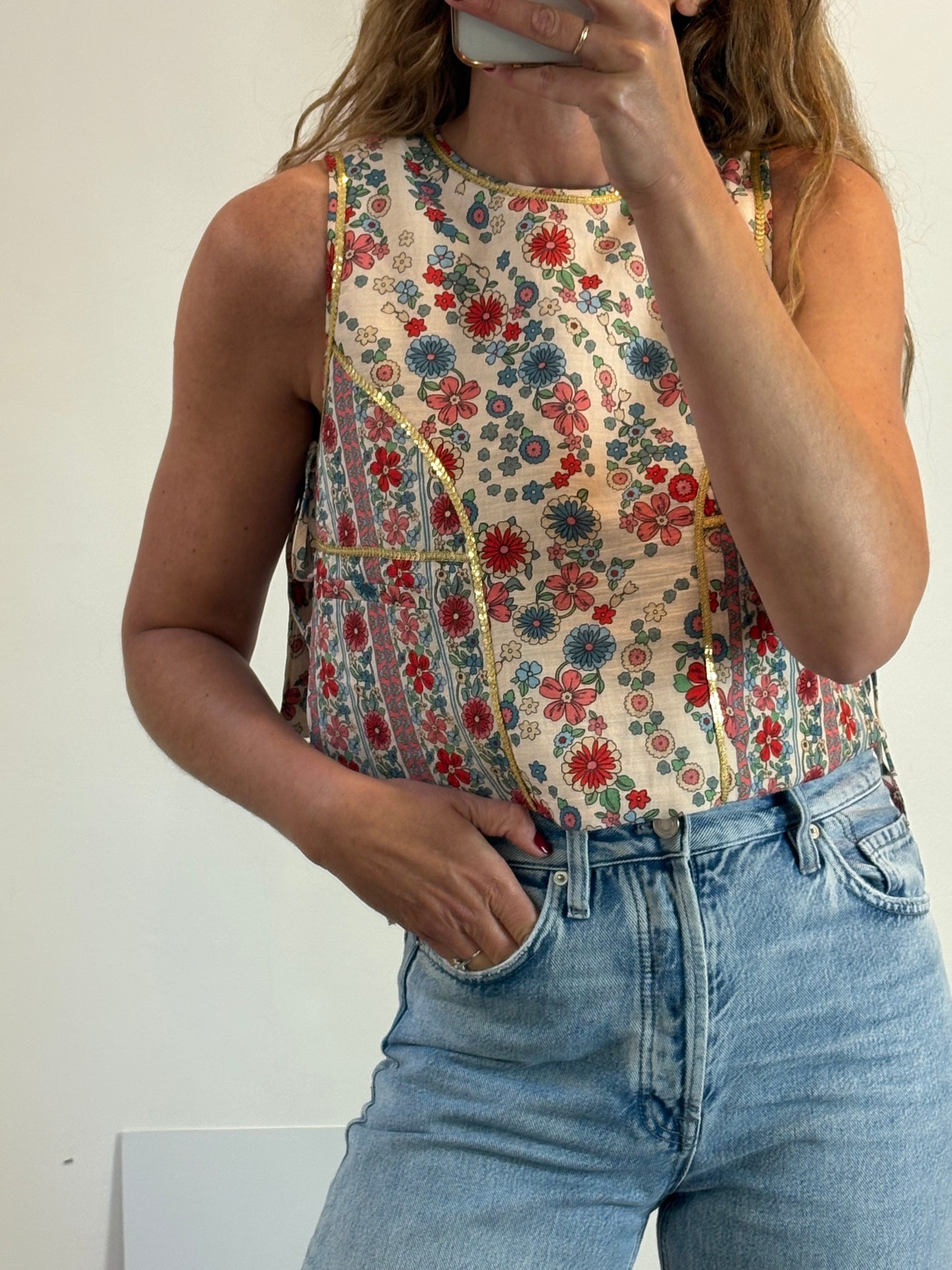 JOSEPHINE. Chaleco estampado textura