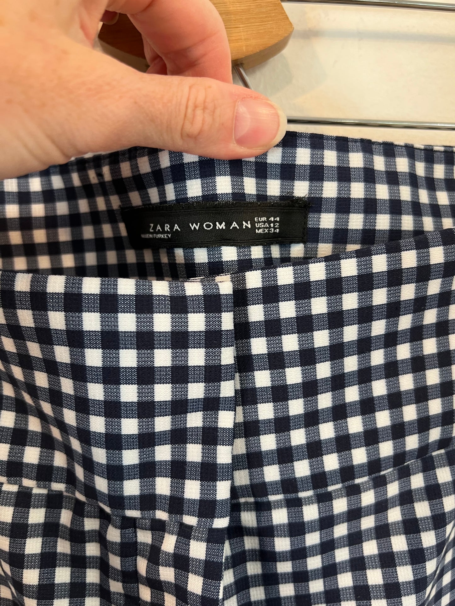 ZARA. Blue checked trousers, size 44