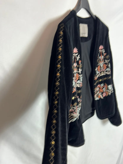 VERO MODA. Chaqueta bordada terciopelo T.36