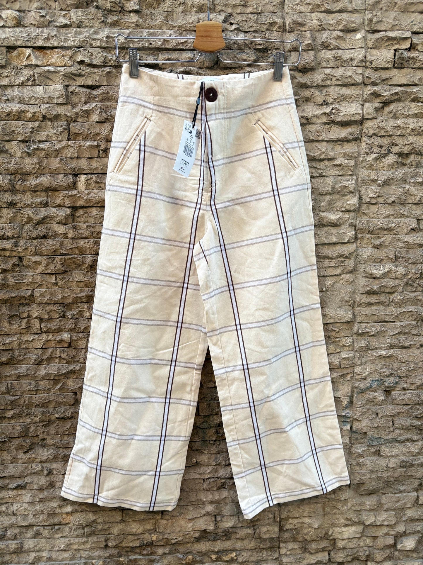 SCALPERS. Pantalón beige cuadros. T S