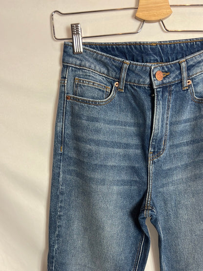 OTHERS. Straight-leg denim trousers with embroidered details. Size 34