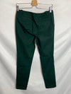 SFERA. Pantalón verde textura T.36