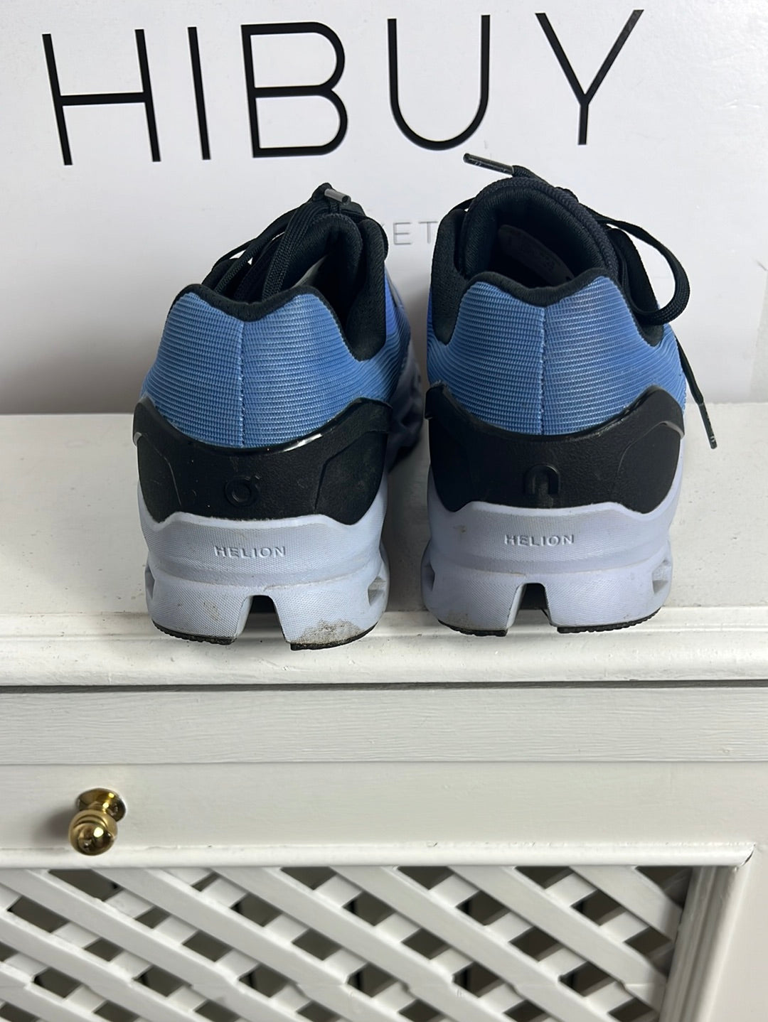 ON. Zapatillas azules y grises. T 40