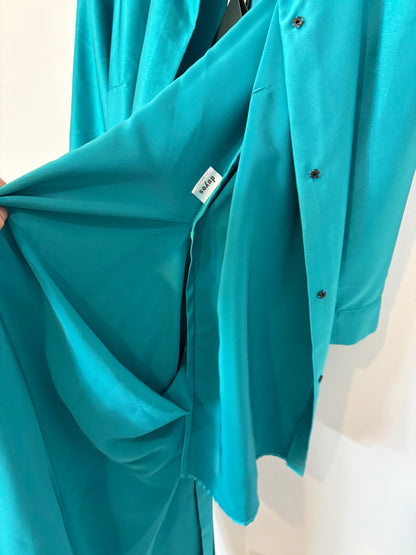 DUYOS. Vestido satinado dos piezas