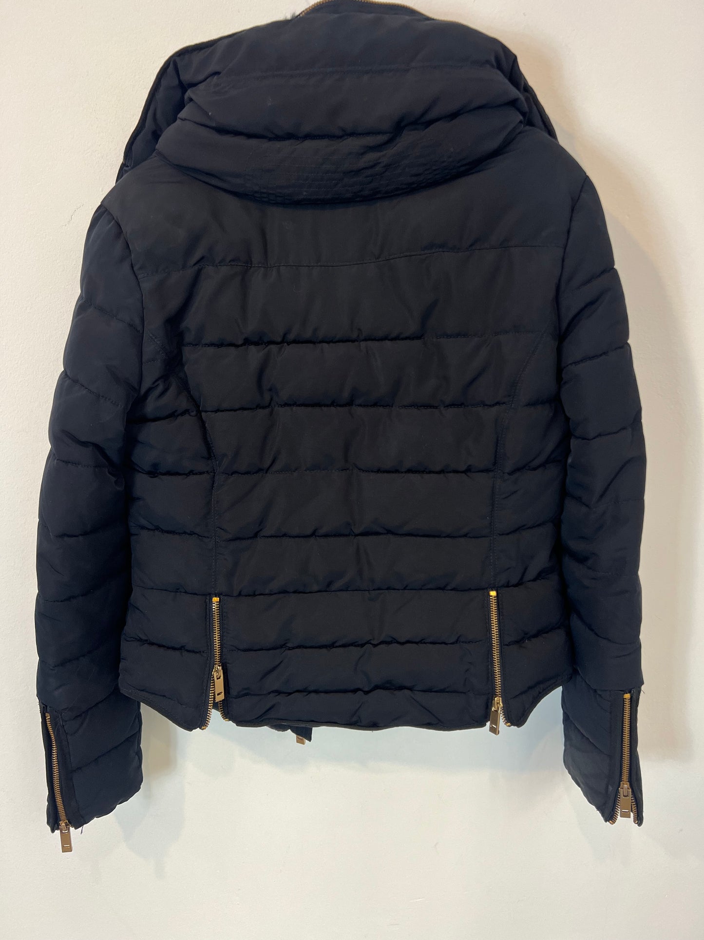 ZARA. Plumas azul capucha extraíble. T M