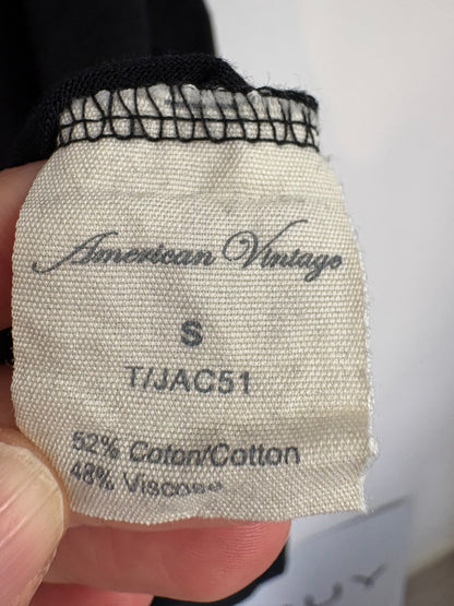 AMERICAN VINTAGE. Camiseta negra mezcla