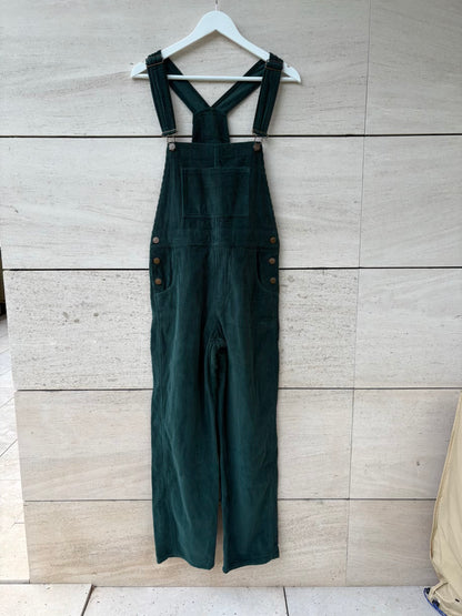 MILLDRED. Mono largo pana en verde