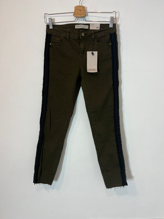 ZARA. Skinny green denim with side detail. Size 36