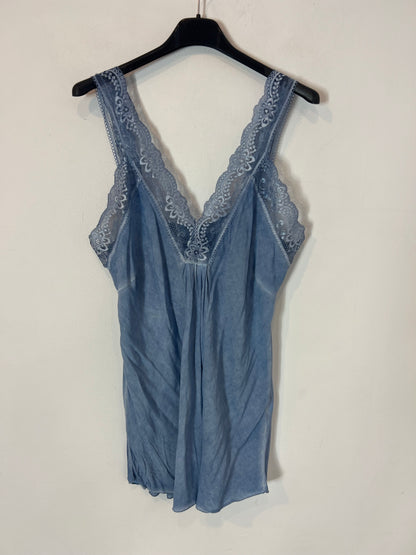 OTRAS. Top azul claro lencero. T S/M