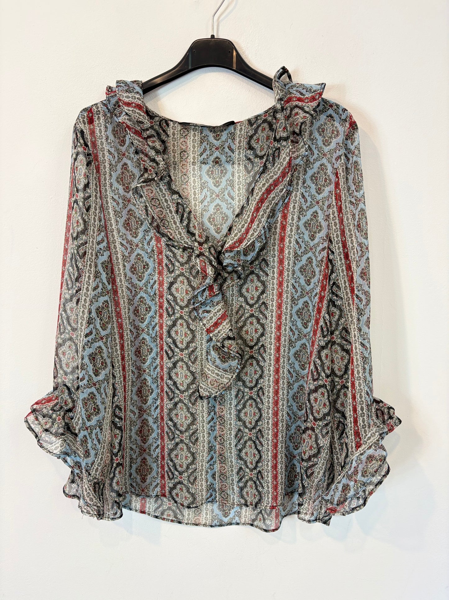 ZARA. Flowy blue printed blouse. TS