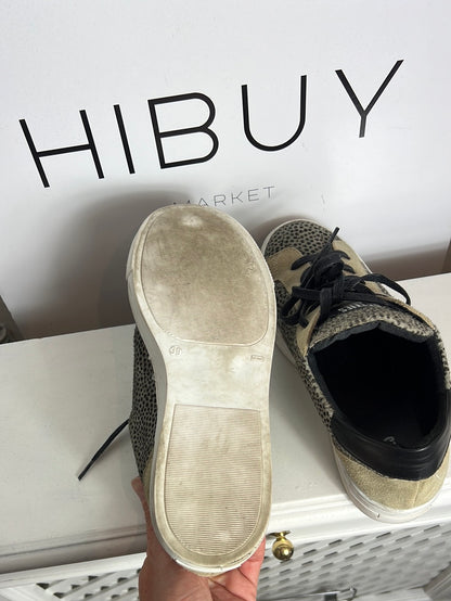 BETTIES. Zapatillas textura print. T 39