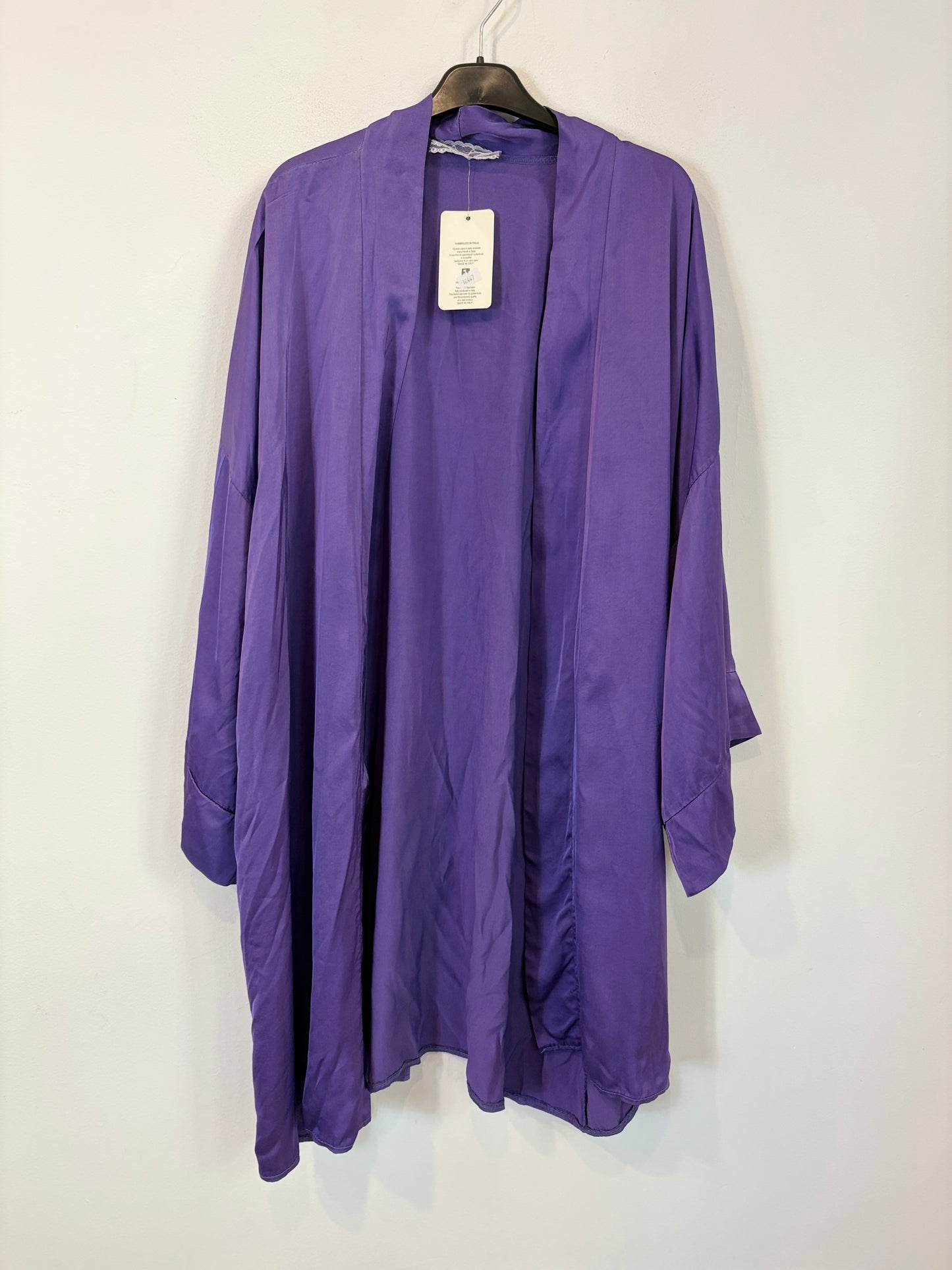 OTRAS. Kimono morado fluido.. TU