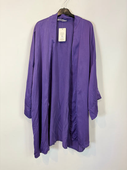 OTRAS. Kimono morado fluido.. TU