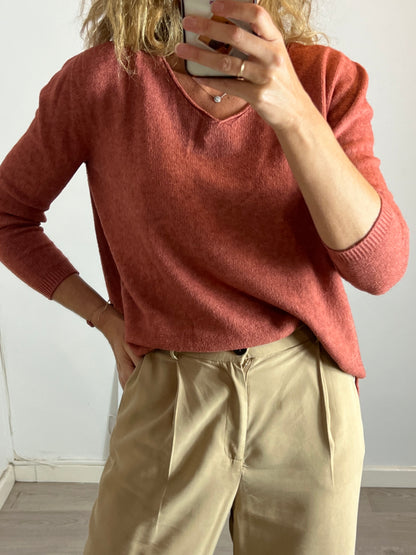 OTHERS. V-neck tile sweater YOUR (S/M)