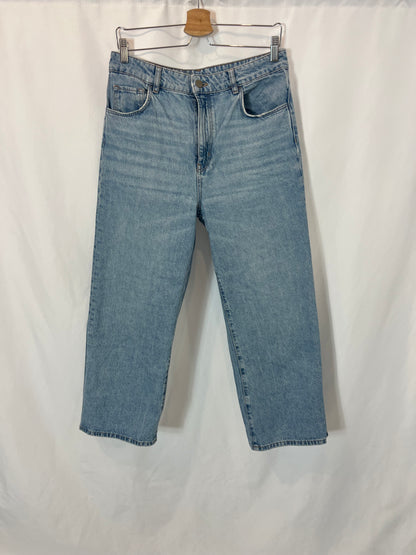 MASSIMO DUTTI. Light straight denim. T 40